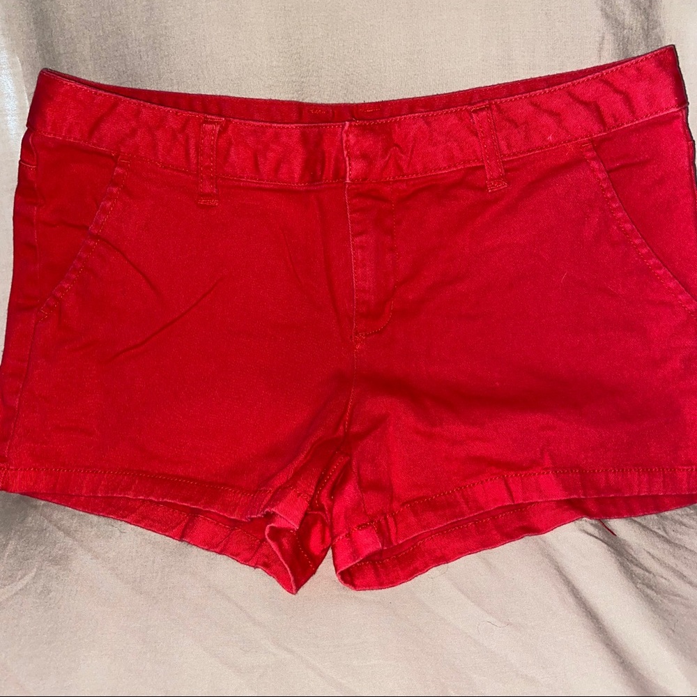 Decoded Red Short
